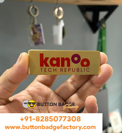 Button Badges, weddign badges, birthday badges, round badges